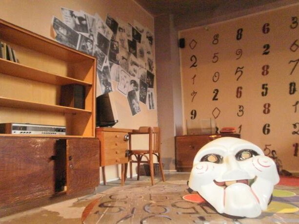 PANIQ_ROOM__maska67