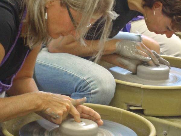 First_sessiont_pottery_class_3