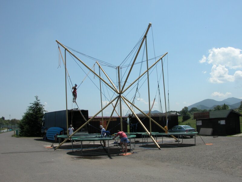 Bungee trampolina