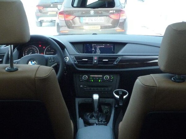 bmw_x1_tour_8