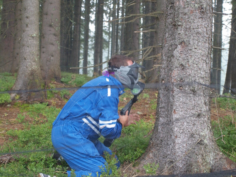 P825774611